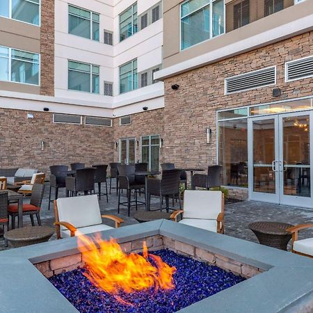 Cambria Hotel Manchester South Windsor Exteriör bild