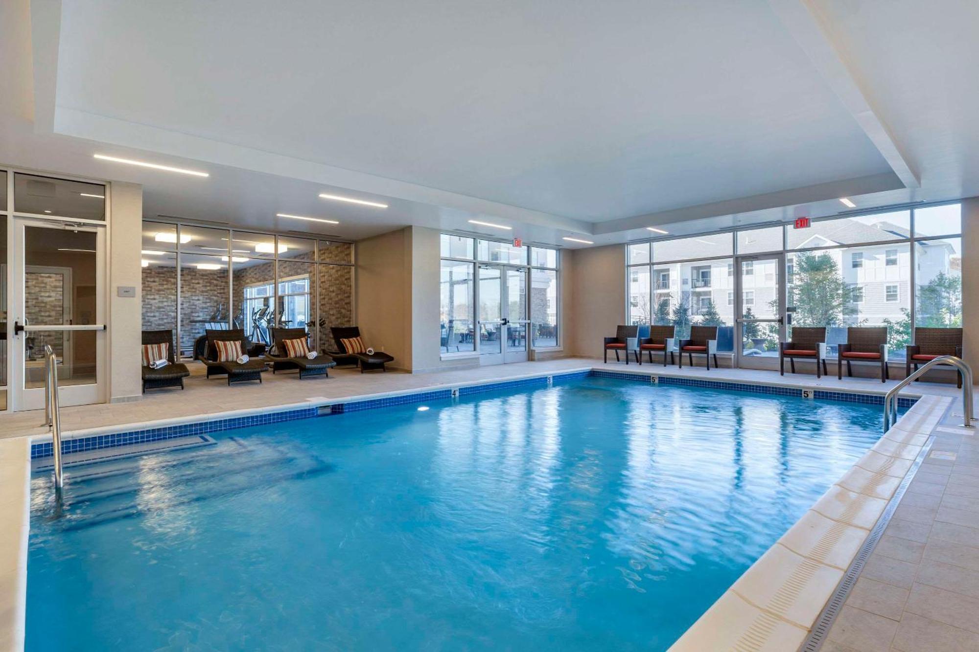 Cambria Hotel Manchester South Windsor Exteriör bild